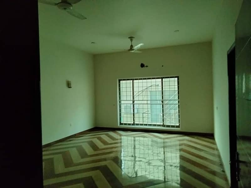 10 Marla House Available For Rent In Overseas A Block Bahria Town Lahore 17