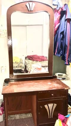 dressing table