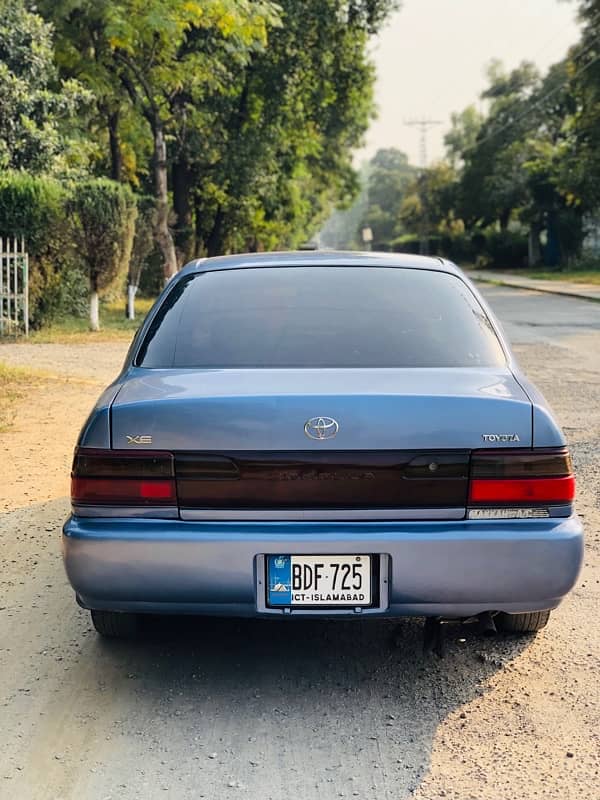 Toyota Corolla XE 1996/2024 4