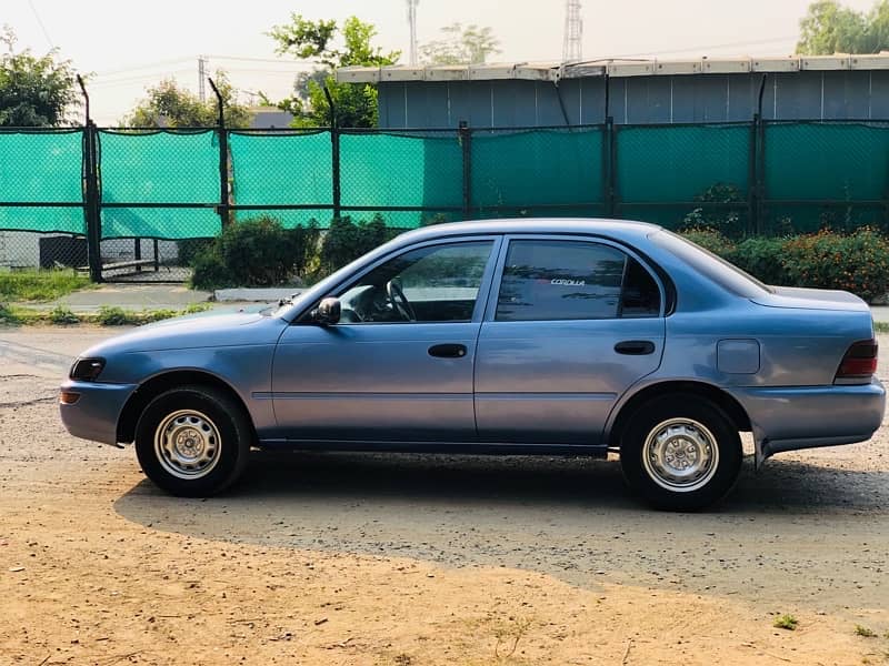 Toyota Corolla XE 1996/2024 6