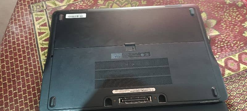 Dell laptol core i5 5th genration 3