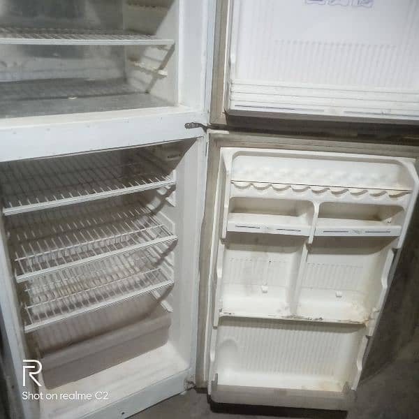 waves fridge for sale 5