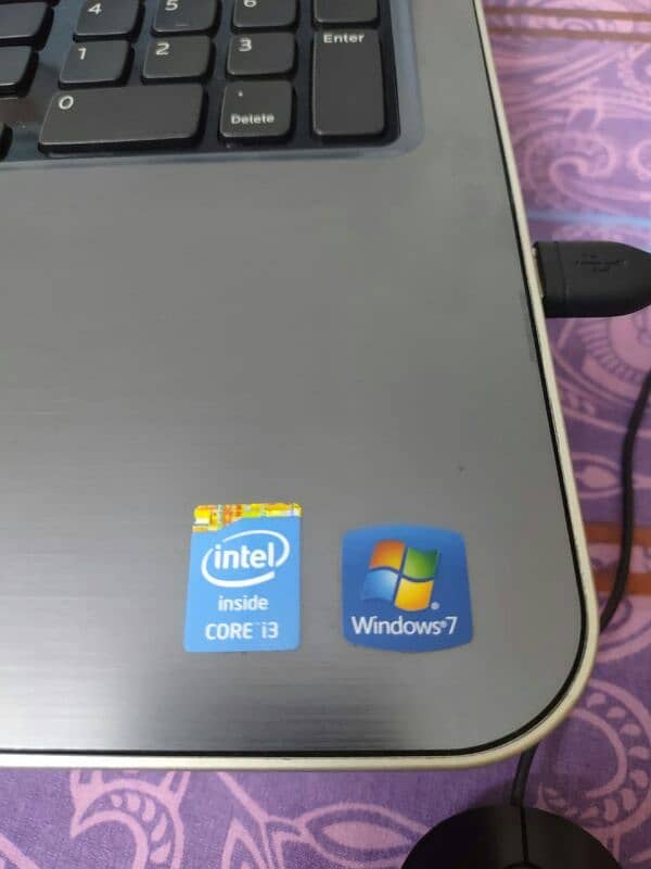 Dell Laptop cor i3 2