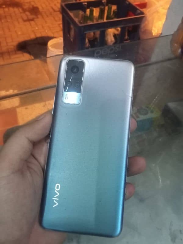 Vivo Y51s 1