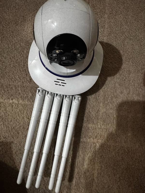 IP camera/ WiFi camera/ home security camera /HD excellent condition 5