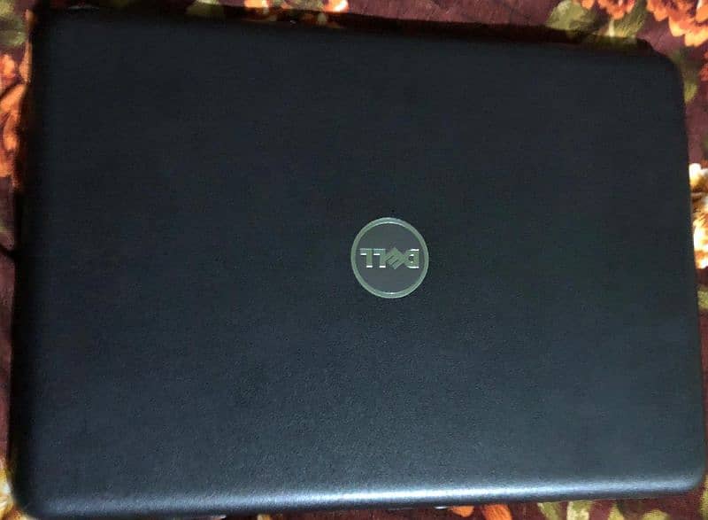 Dell i5 7th gen laptop with 512gb ssd 3