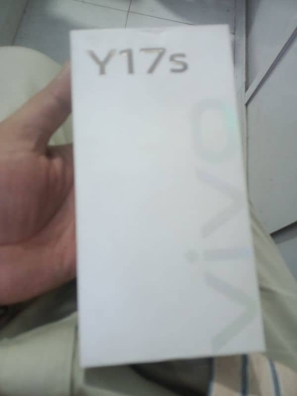 vivo y17s with only box 1