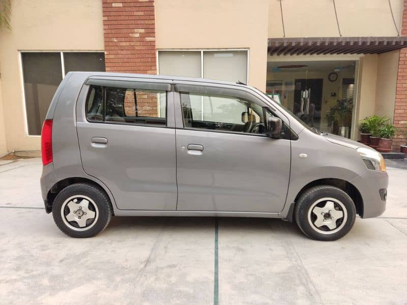 Suzuki Wagon R 2018 1