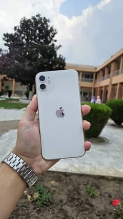 iPhone 11 – 64GB | 10/10 Condition | True Tone & Face ID Active