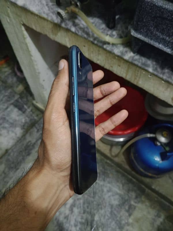 Vivo y11 blue color 3gb 32gb memory condition 10/10 All Ok 3