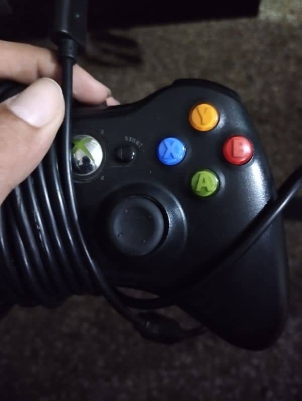 XBOX 360 REMOTE AND POWER SUPPLY 2