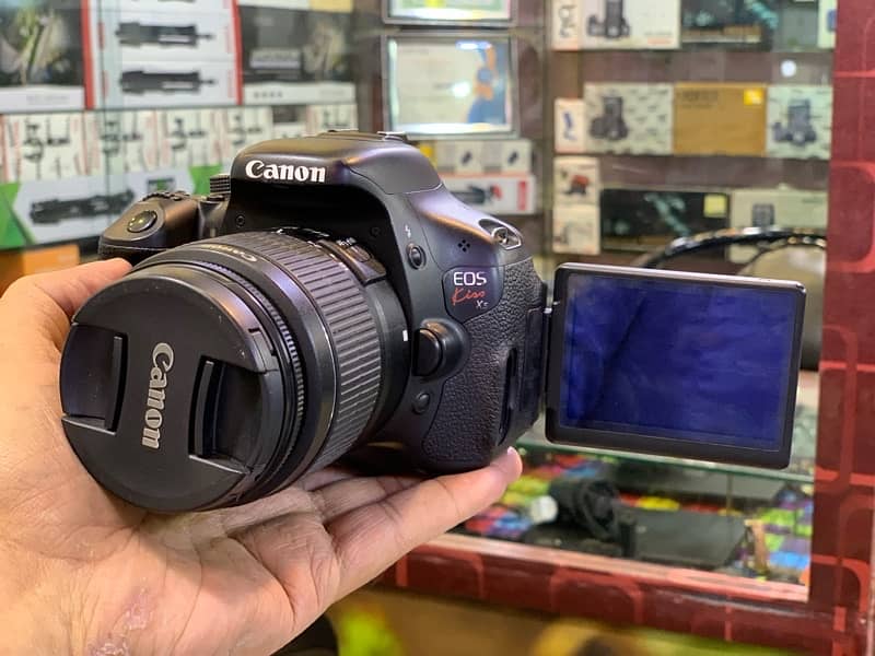 DSLR CAMERA CANON 600D WITH KIT LENS CONTACT 03212306356 1