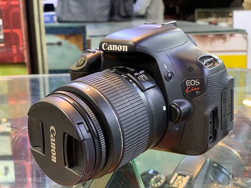 DSLR CAMERA CANON 600D WITH KIT LENS CONTACT 03212306356 4