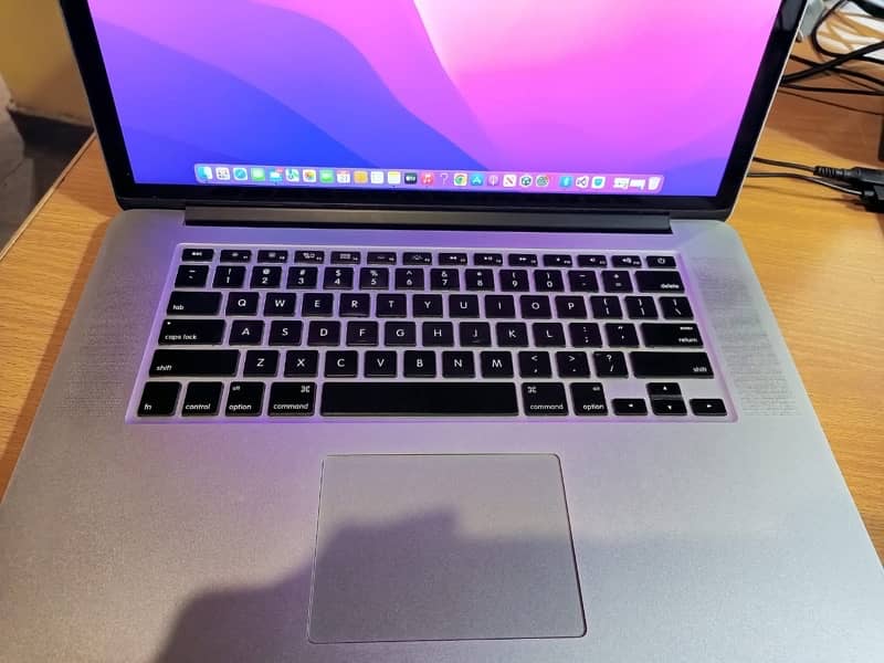 MacBook Pro 1