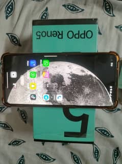 Oppo Reno 5 in lush condition