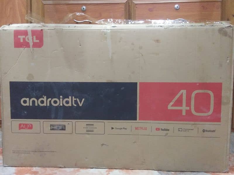 TCL ANDROID 40" LED FOR SALE IN VERY GOOD PRICE 8