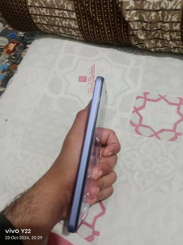 10by9 condition Vivo y 17 s purple colour 6+6 128gb 2