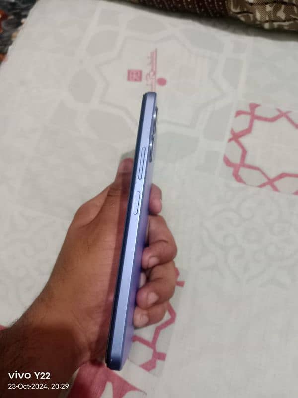 10by9 condition Vivo y 17 s purple colour 6+6 128gb 5