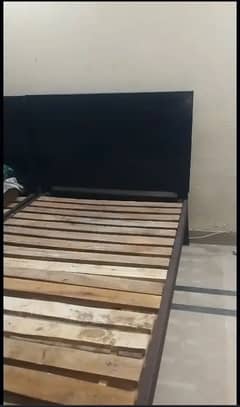 single bed with mattress