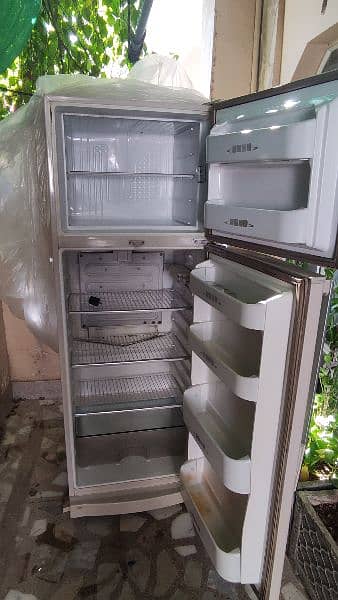 Dawlance large Fridge 2