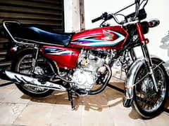 Honda 125 in good condition||brand 2015 model contact me