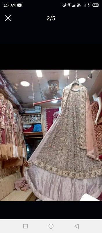 Bridal tail maxy with free jewellery for urgent sale 2