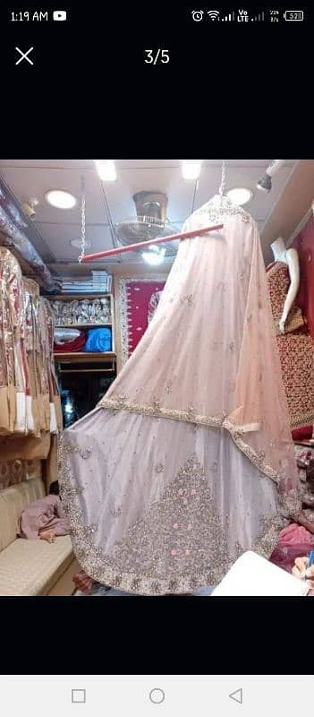 Bridal tail maxy with free jewellery for urgent sale 4