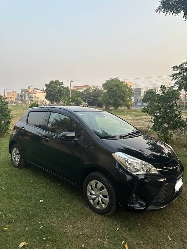 Toyota Vitz 2018 4