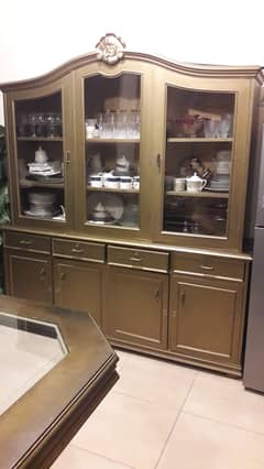 Crockery Showcase , Matt gold Deco , Solid wood. Good condition. Nego. 0