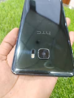 Htc U Ultra (4gb 64gb Snapdragon 821)