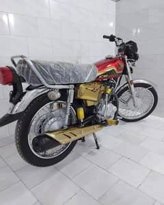 Honda 125 gold special Edition new