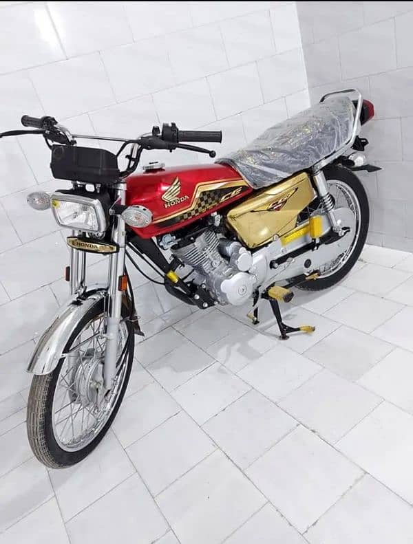 Honda 125 gold special Edition new 1