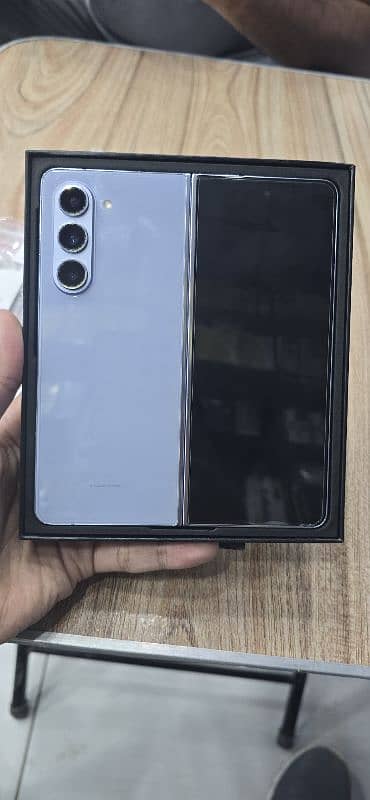 SAMSUNG GALAXY FOLD 5 7