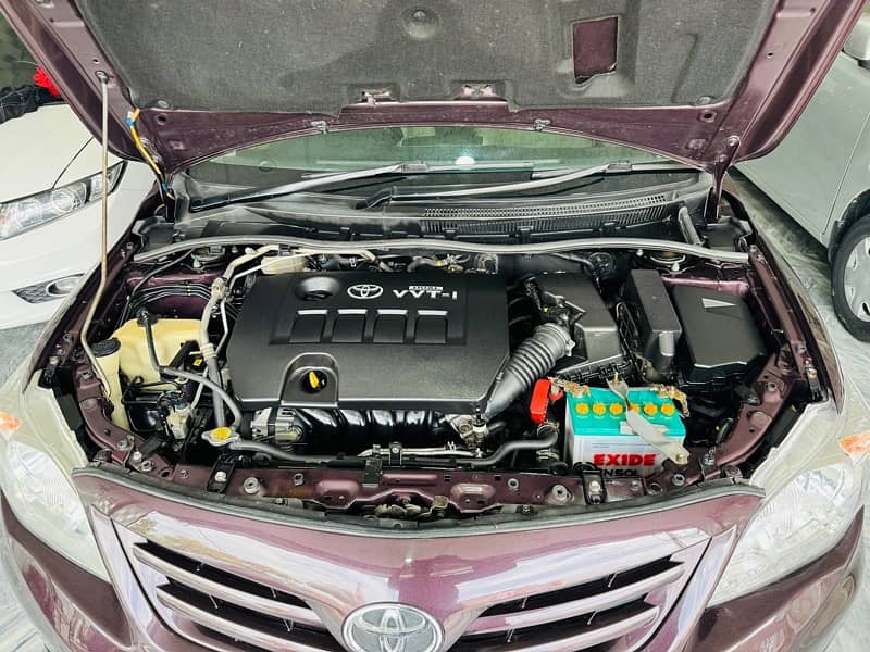 Toyota Corolla Altis 2012 8