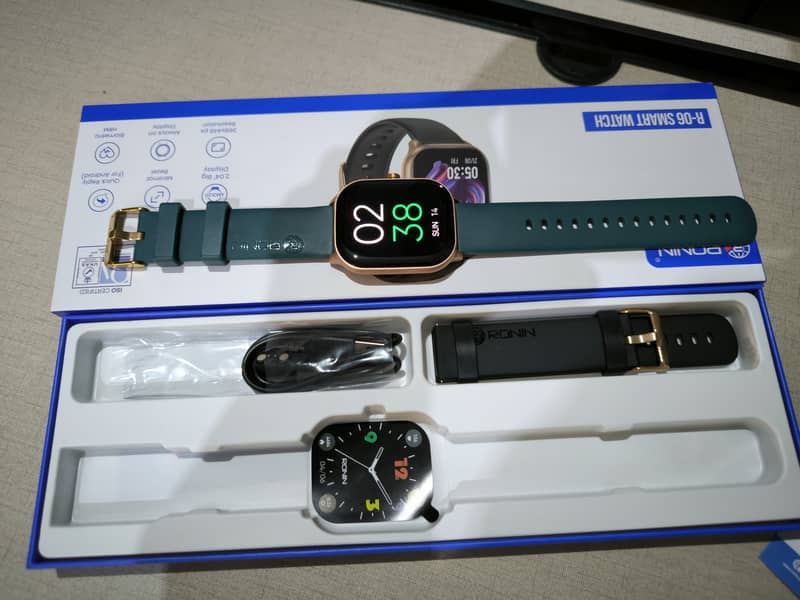 Ronain R-06 Smart Watch (Always On Display) 8