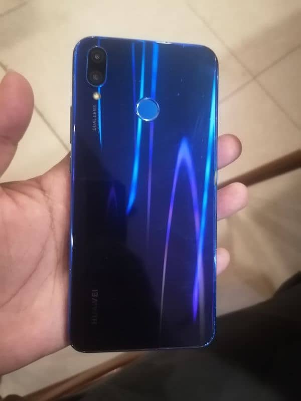 Huawei nova 3i 1