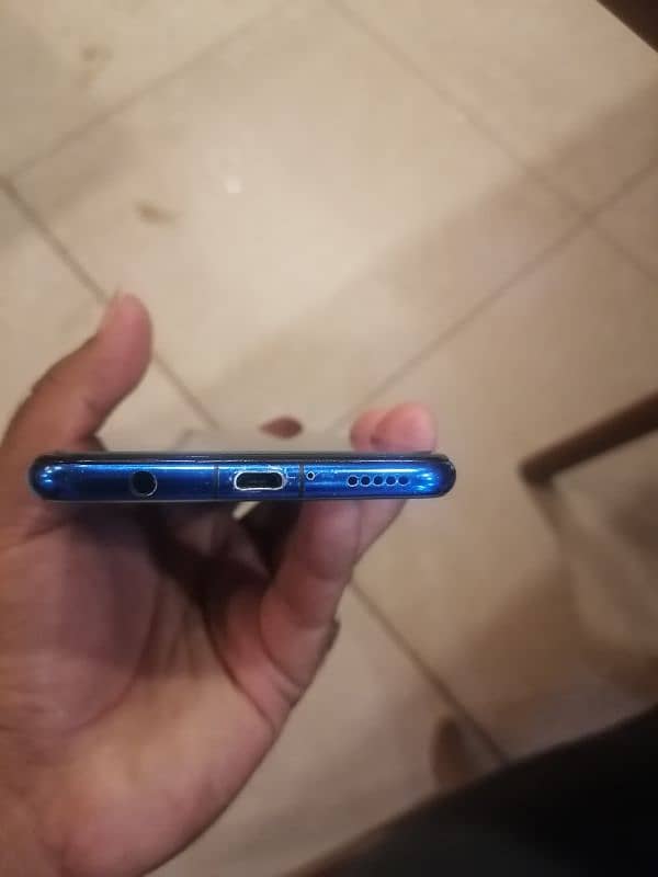 Huawei nova 3i 4