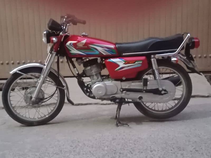 Honda 125 2023 5