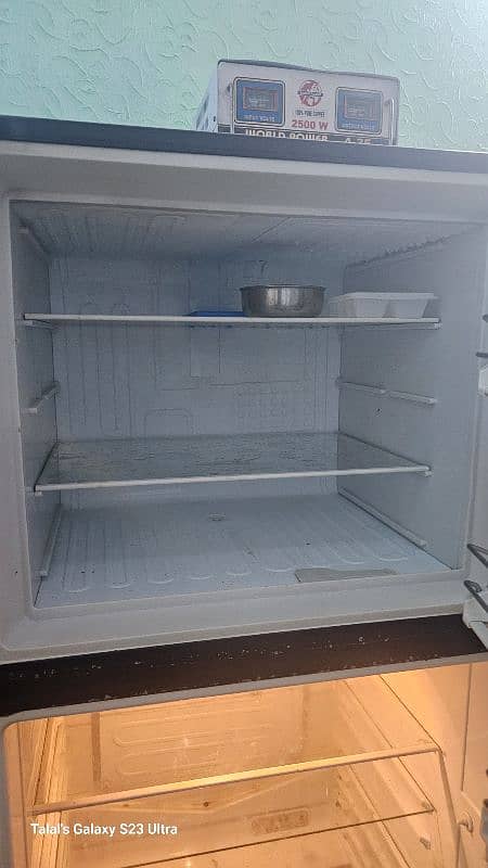 DAWLANCE REFLECTION FRIDGE 9188 10/10 CONDITION 2