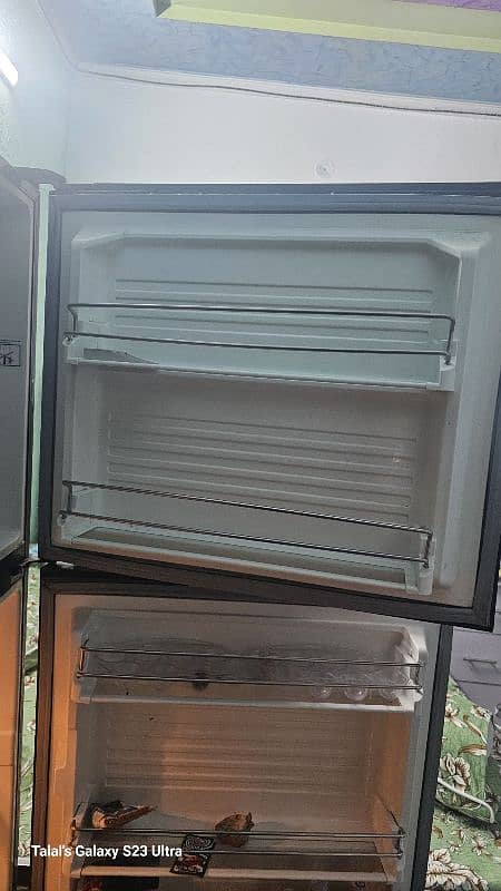 DAWLANCE REFLECTION FRIDGE 9188 10/10 CONDITION 3