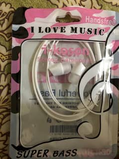 wired earphone new condition 0