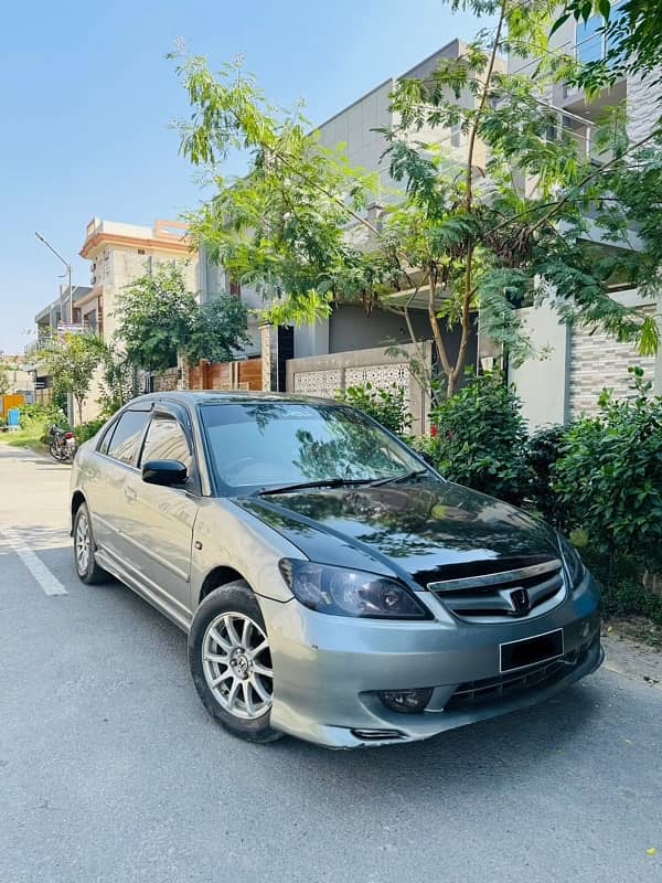 Honda Civic EXi 2005 1