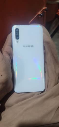 Samsung a50