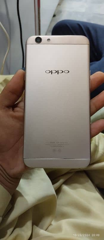 Oppo F1s 3