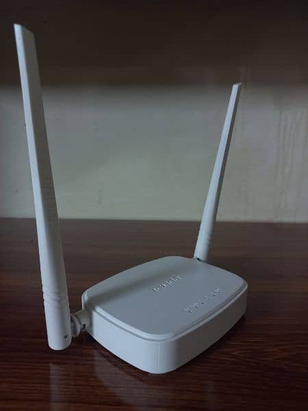 Tenda N301 Router With Adapter 0