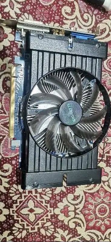 AMD RADEON HD 7700 1GB 3