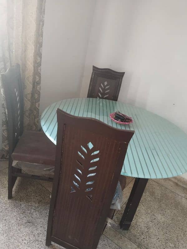 4 Seater Dining Table 0