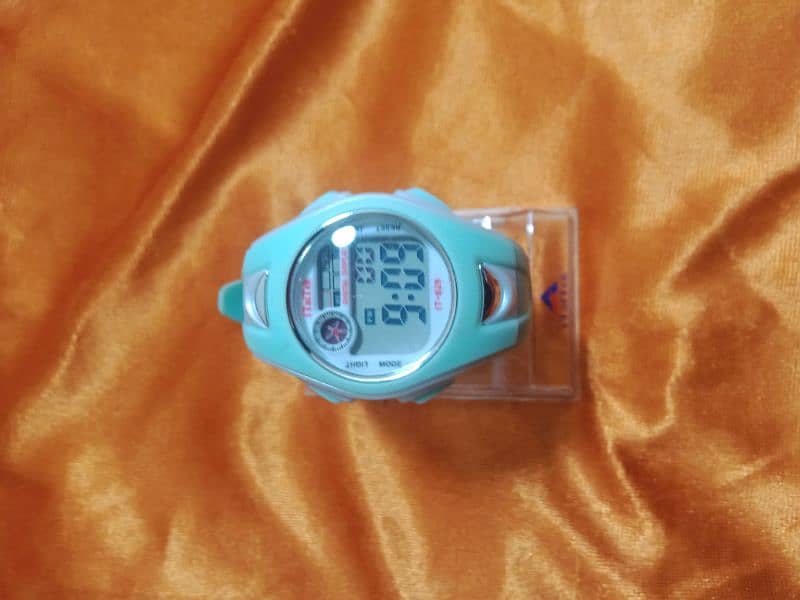 Brand new kids sports watch 1