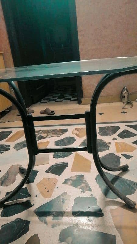 Dining table with 4 chairs for sale 2