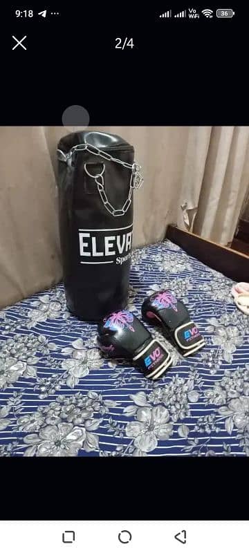 urgent sale yah mana 3200 ka liya tha Hand wraps gift 2